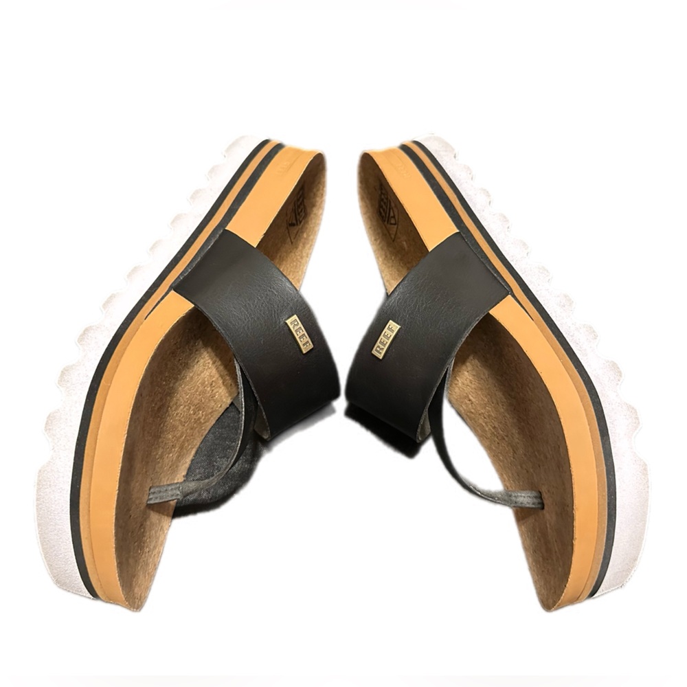 Reef Sol Hi Platform Sandal (Women) - Picture 4 of 7
